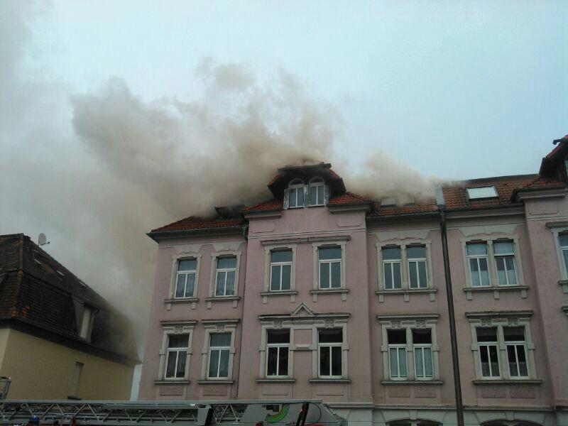 Feuerwehr-Zittau-Wohnungsbrand-Dachwohnung-Löscharbeiten-Neuaufbau-Sanierung-Brandschaden